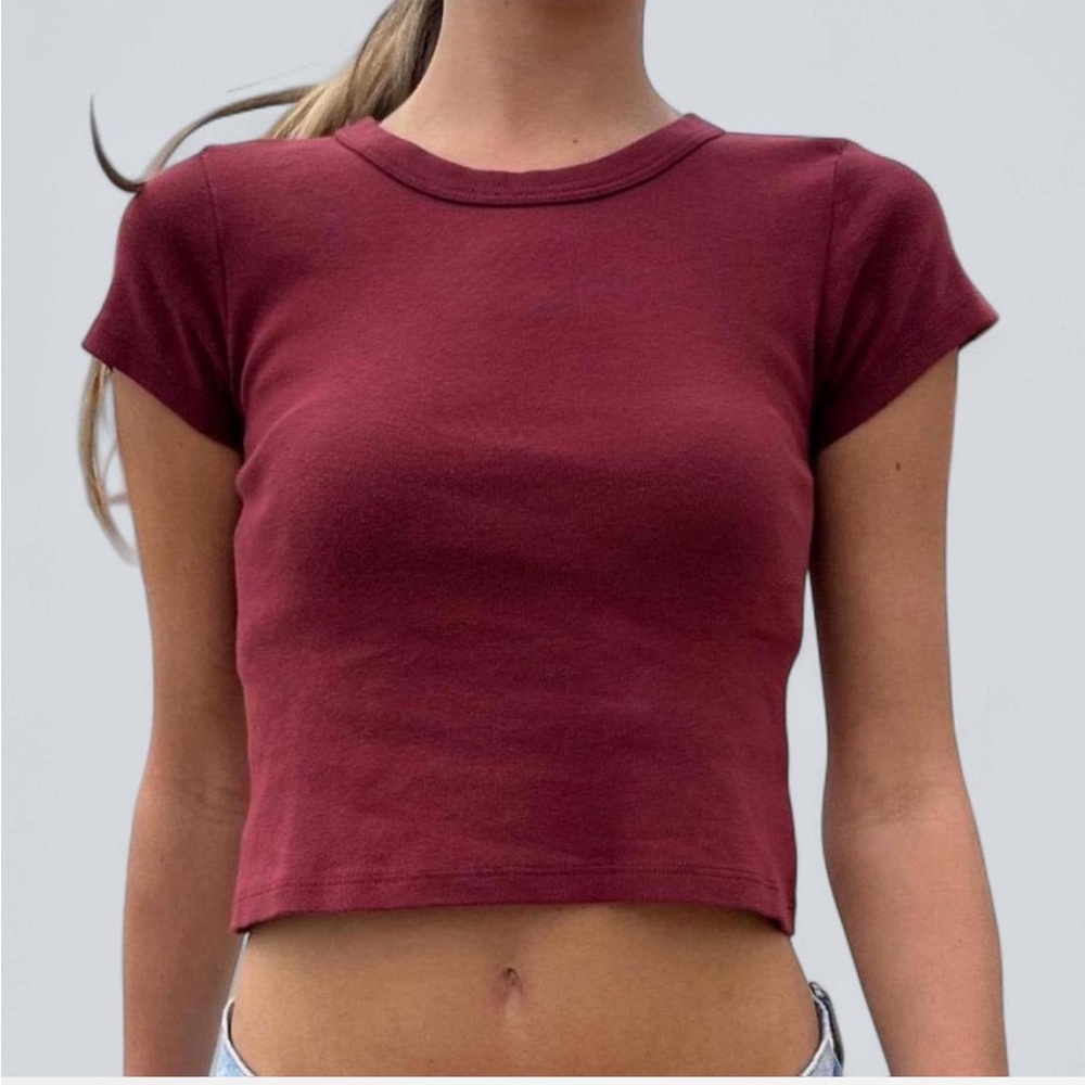 Brandy Melville Women's Burgundy Crop Top